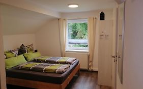 Kleine Wohnung (idyllische Lage)